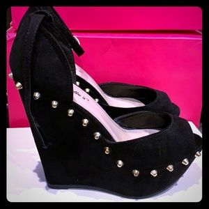 Black Studded Wedges